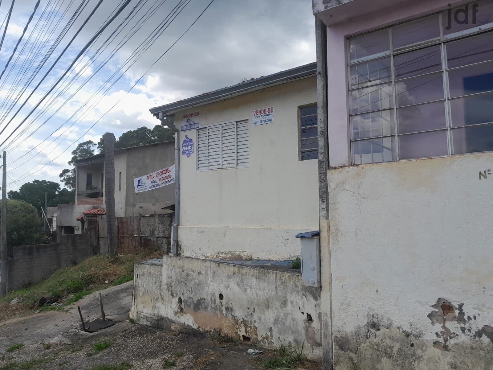 Casa em Marmeleiro, Mairinque/SP as margens da Rodovia!