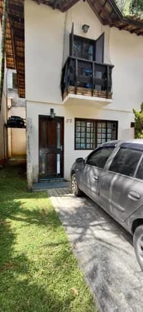 Casa de Condomínio em Cotia - Chácara Pavoeiro
