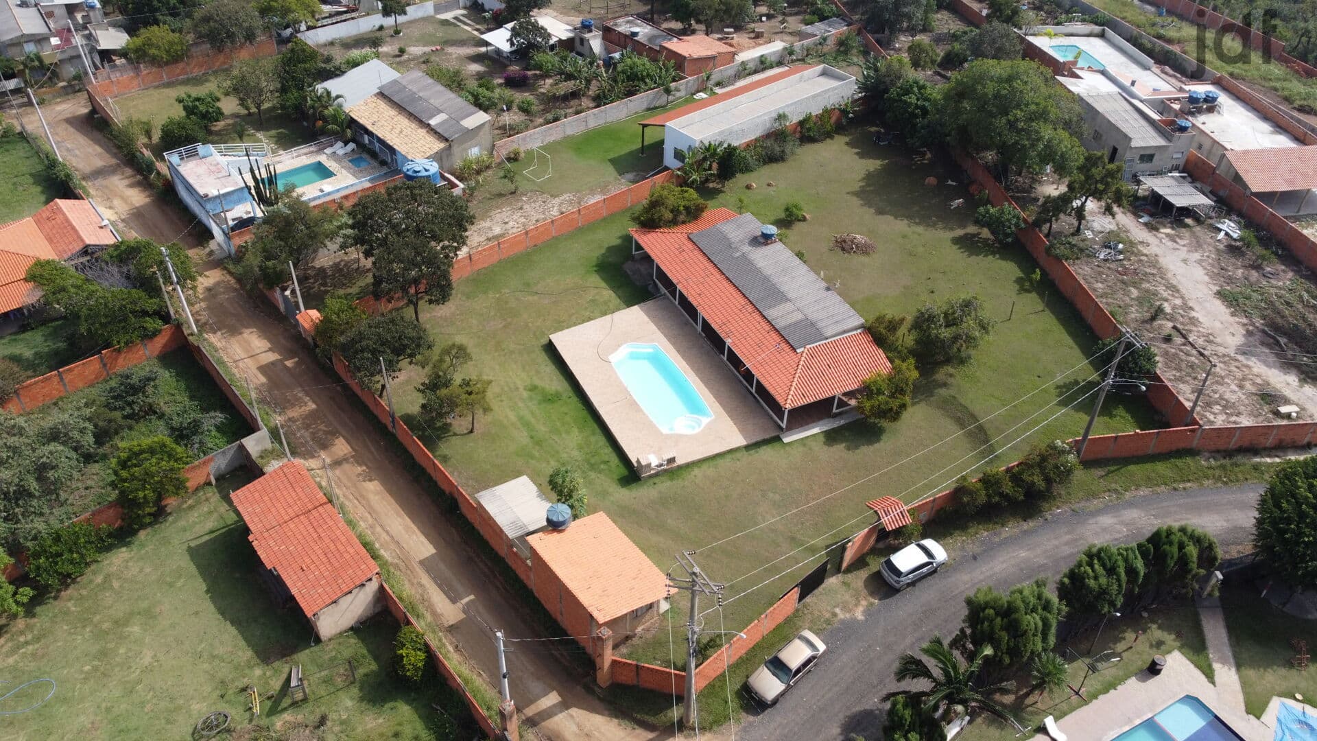 Chácara em área rural de Alumínio/SP a 300 metros do asfalto