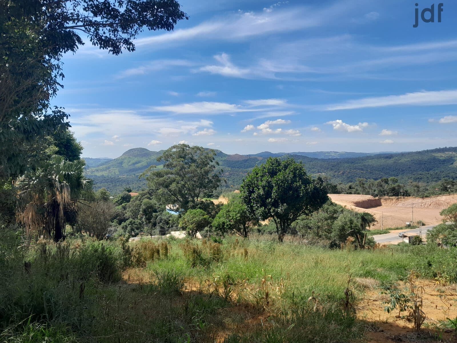 Terreno em Moreiras, Mairinque/SP com 2 frentes