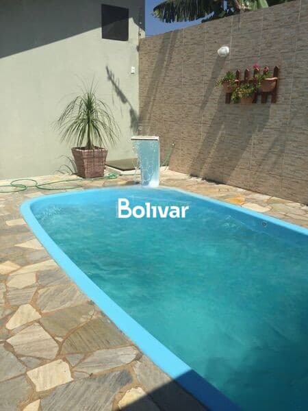 Casa em Alambari - Cercadinho