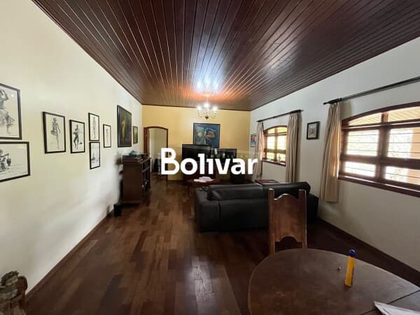 Casa em Itapetininga - Jardim Colombo