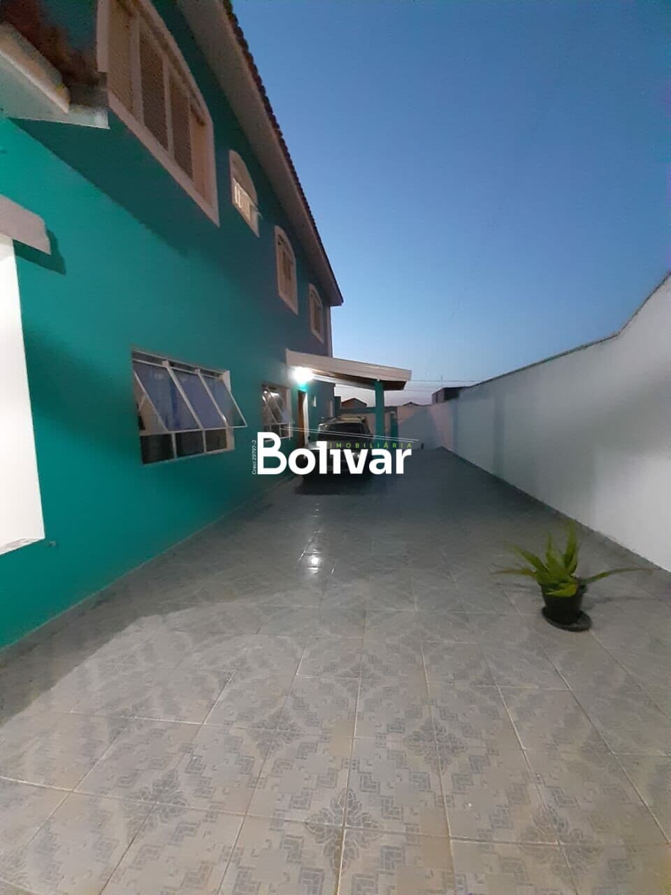 Sobrado em Angatuba - Centro