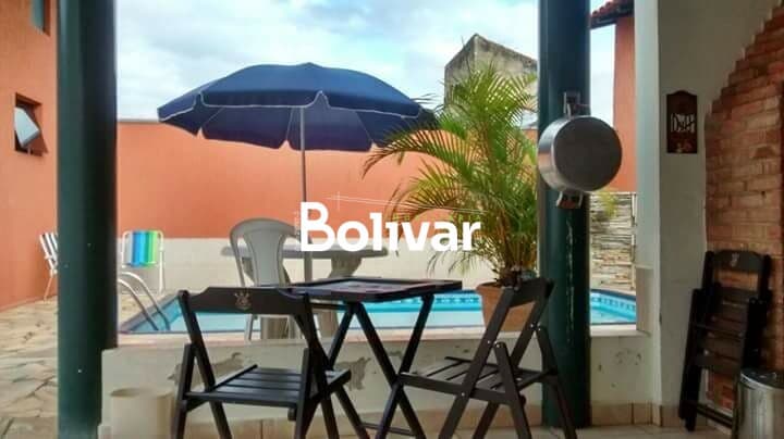 Casa em Itapetininga - Vila Santana