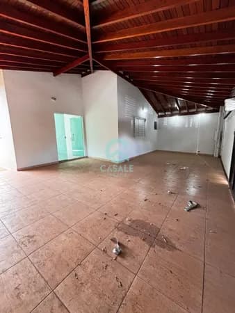 Casa em Barretos - Centro
