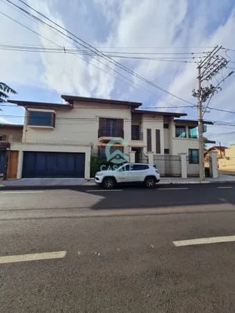Casa em Barretos - Centro