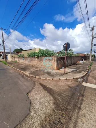 Lote/Terreno em Barretos - Centro