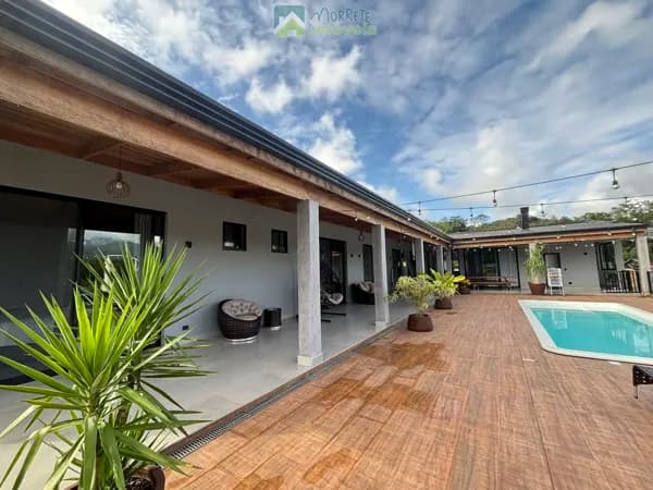 Casa de campo Alto Padrão
