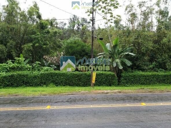 Terreno para Chácara ou Comercio.