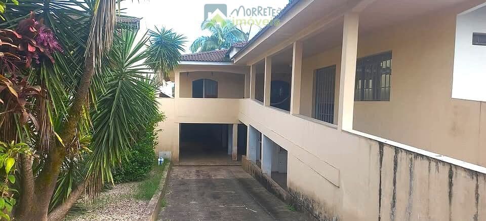 Casa Sobrado com 4 quartos sendo 2 suítes, residência ou comércio terreno 480m² em Morretes PR