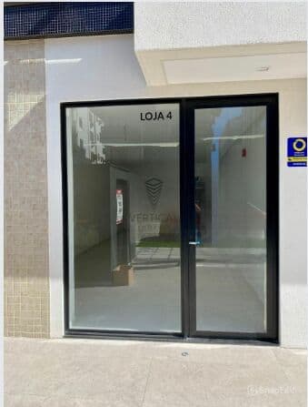 SALA COMERCIAL