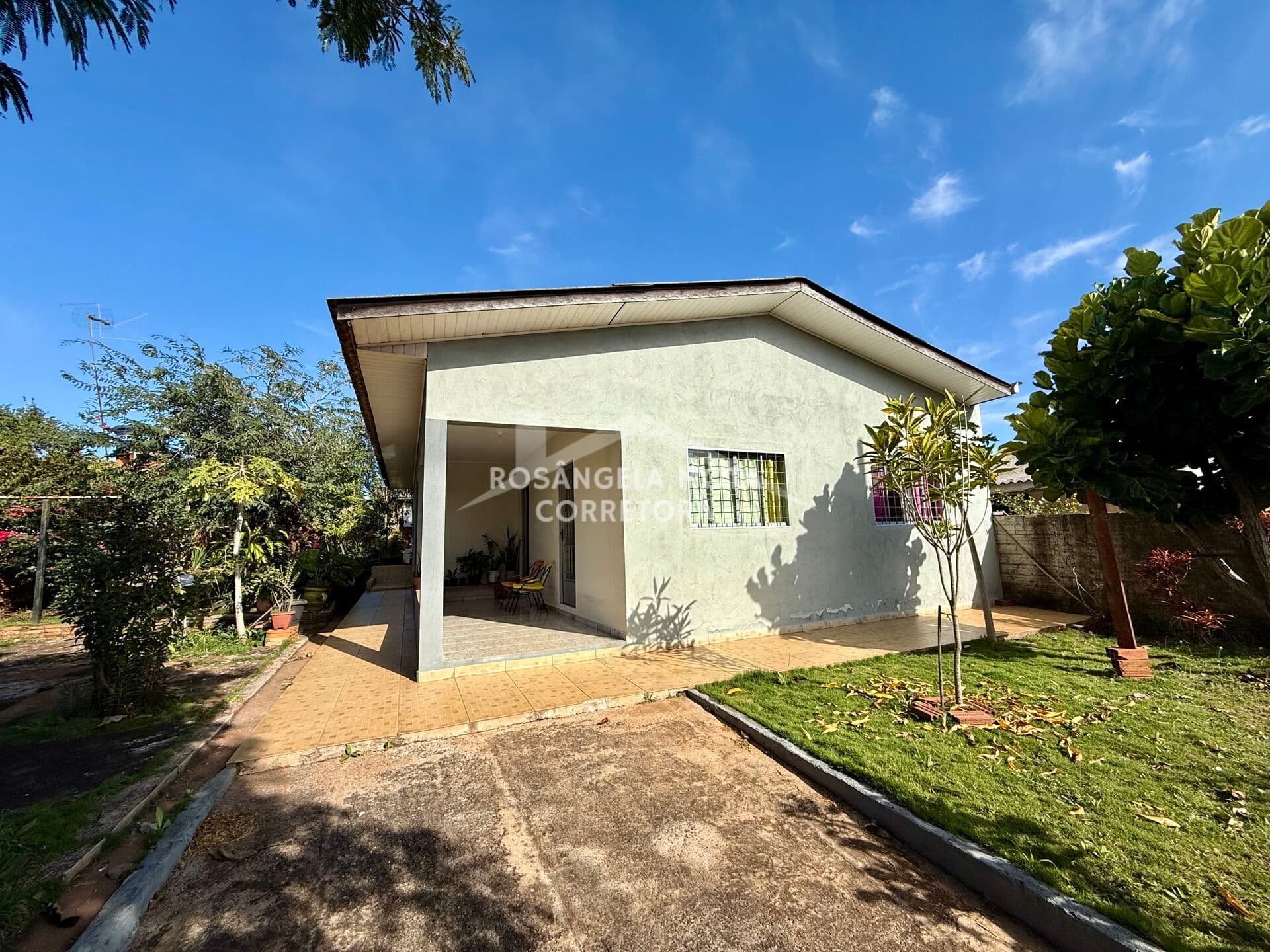 Casa à Venda