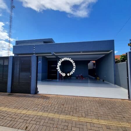 Casa à Venda