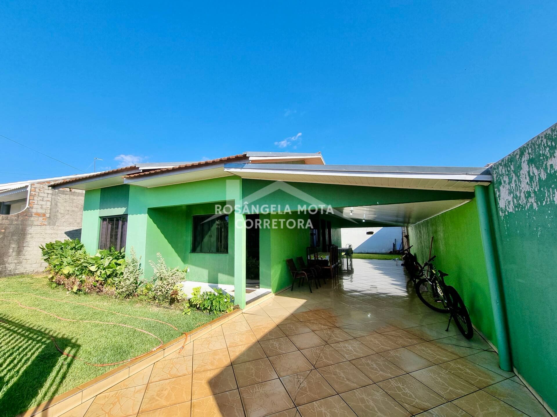 Casa à Venda