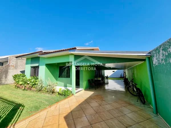 Casa à Venda