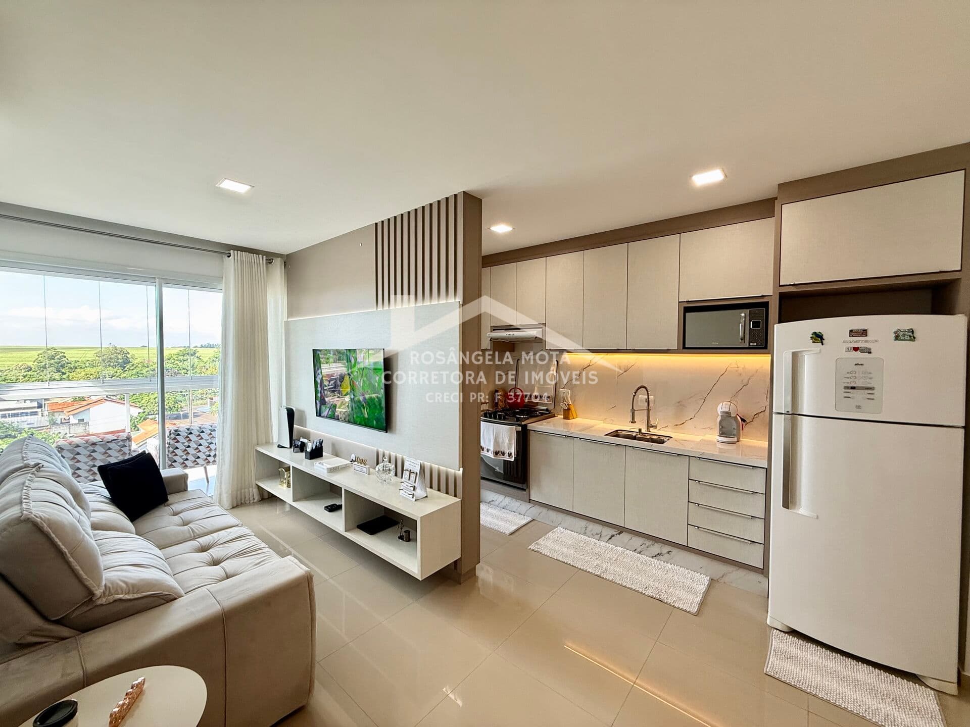 Apartamento Mobiliado à Venda