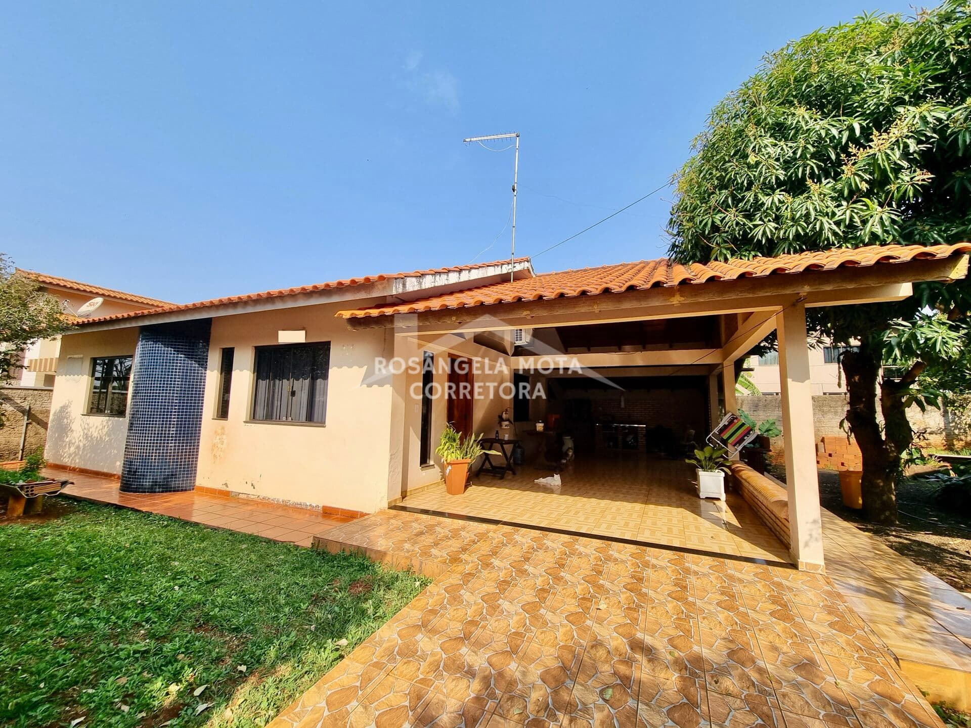Casa à Venda