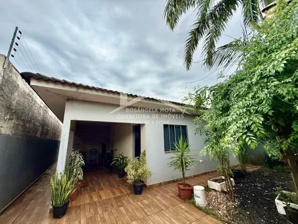 Casa à Venda