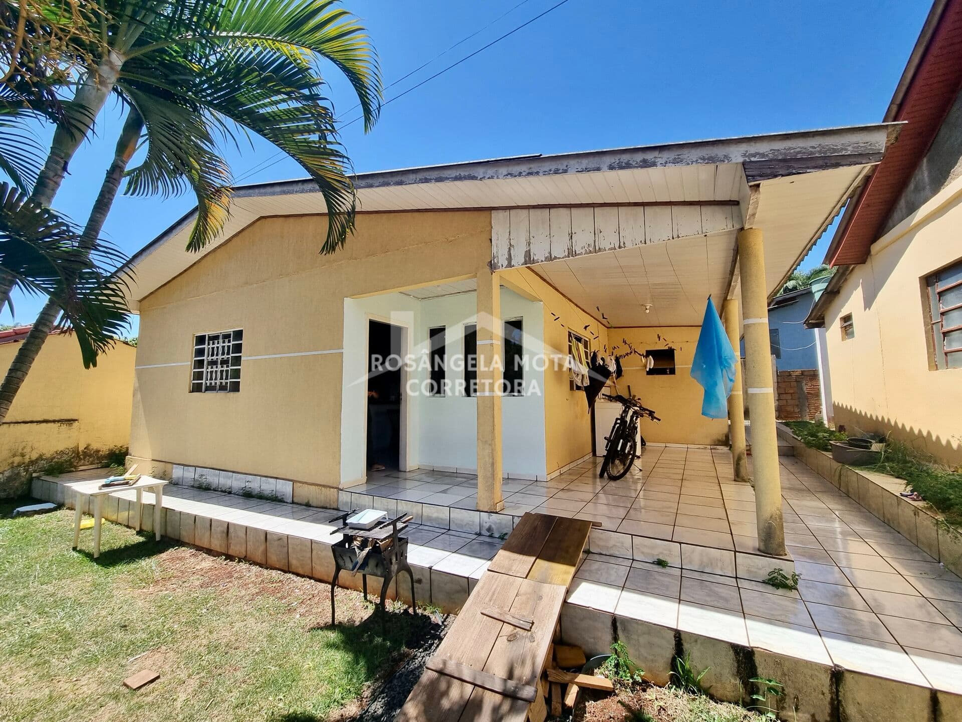 Casa à Venda
