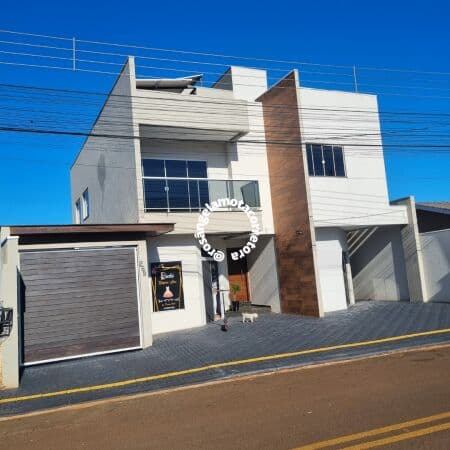 Predio Residencial/Comercial + 2 Salas Comerciais