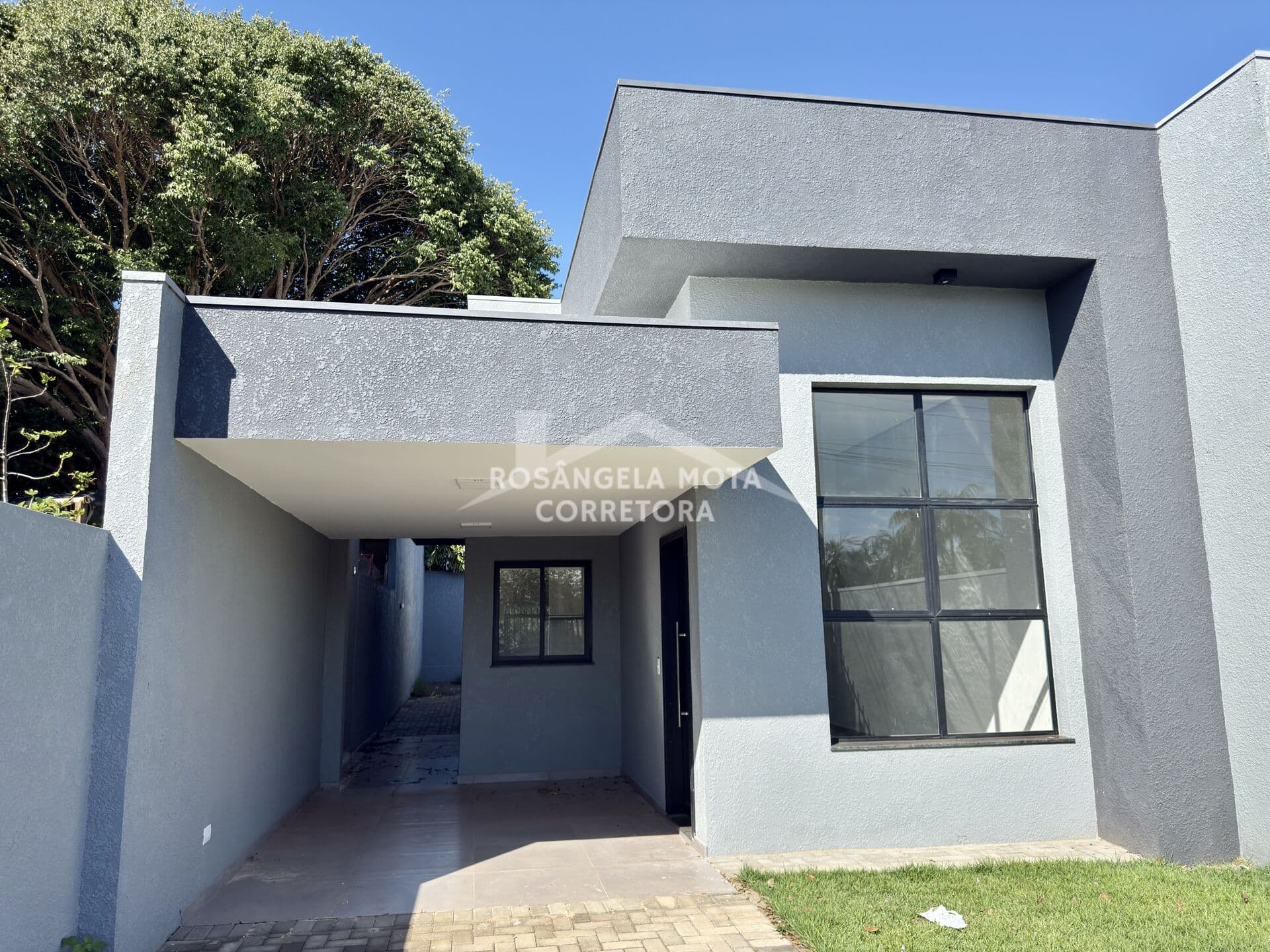 Casa nova à venda