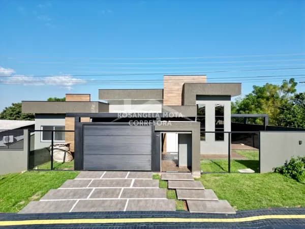 Casa nova à Venda