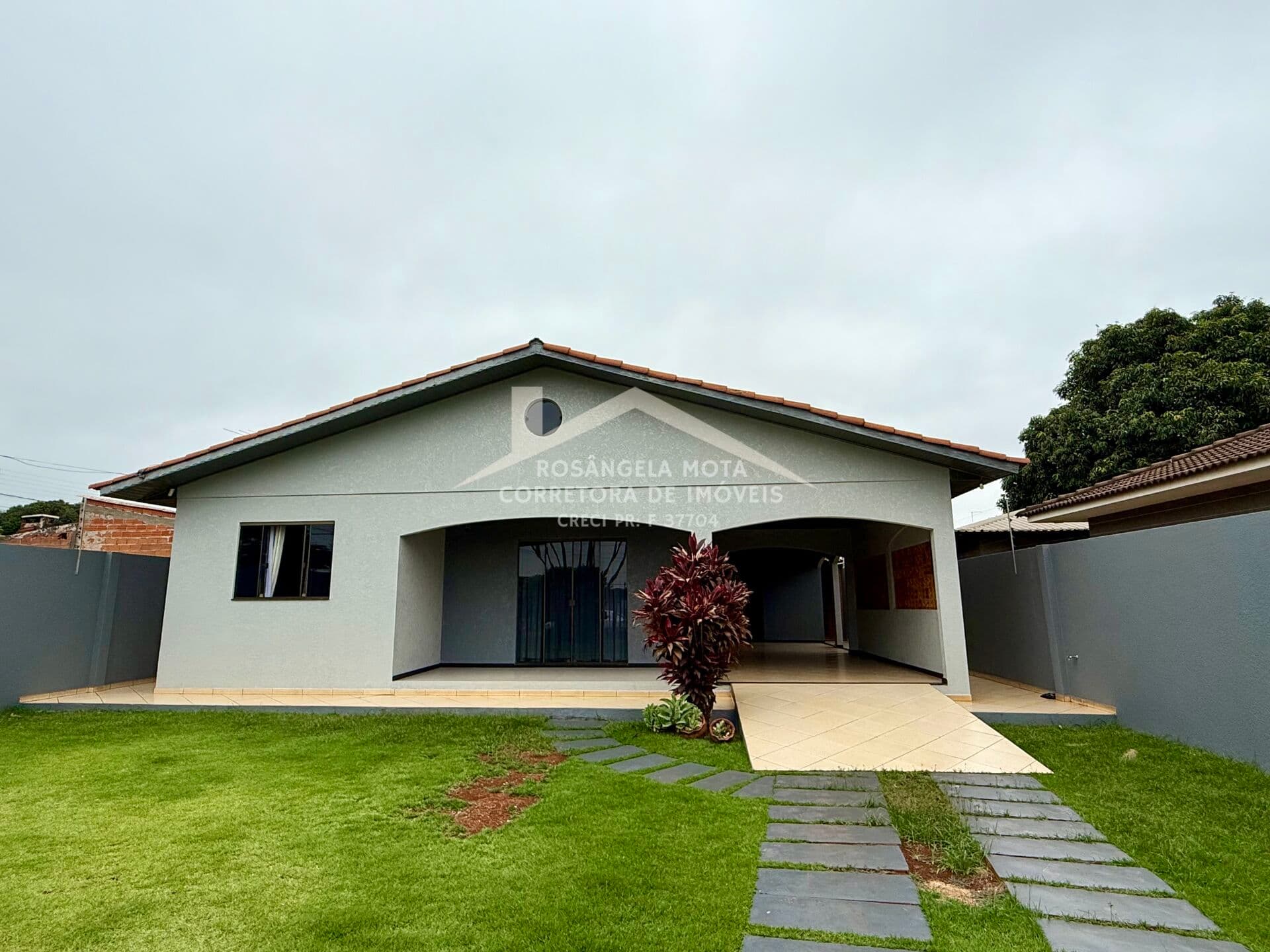 Casa à Venda