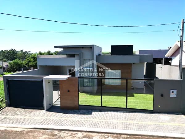 Casa à Venda