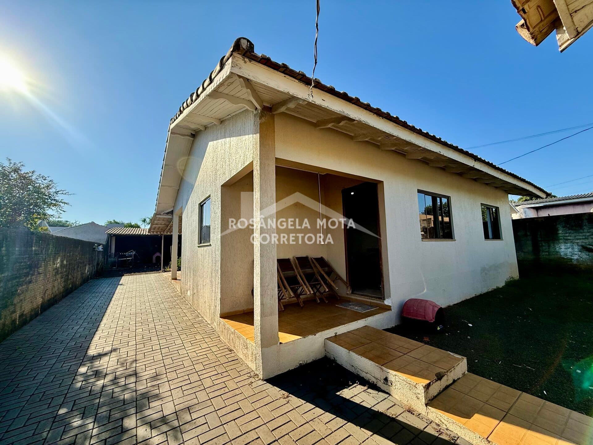 Casa à Venda