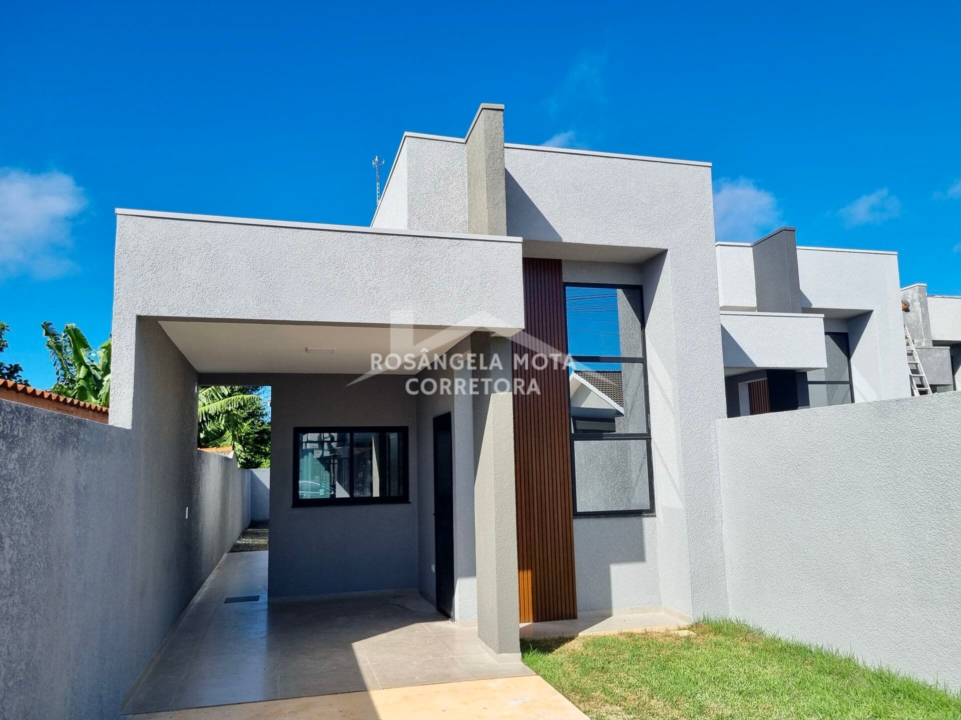 Casas novas à venda