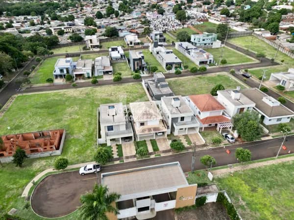 Terreno à venda - Condomínio Don José - Foz