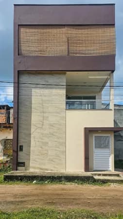 Casa Triplex em Novo Horizonte, Valença/BA