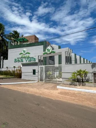 Casa Triplex em Guaibim, Valença/BA