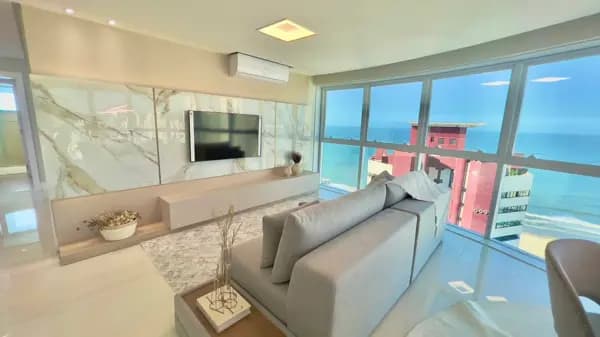 Apartamento à venda no bairro Centro em Balneário Camboriú/SC