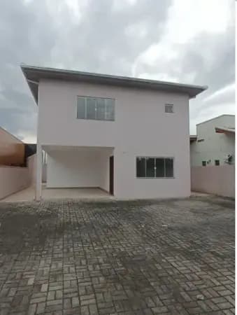 Casa à venda no bairro São Francisco de Assis em Camboriú/SC