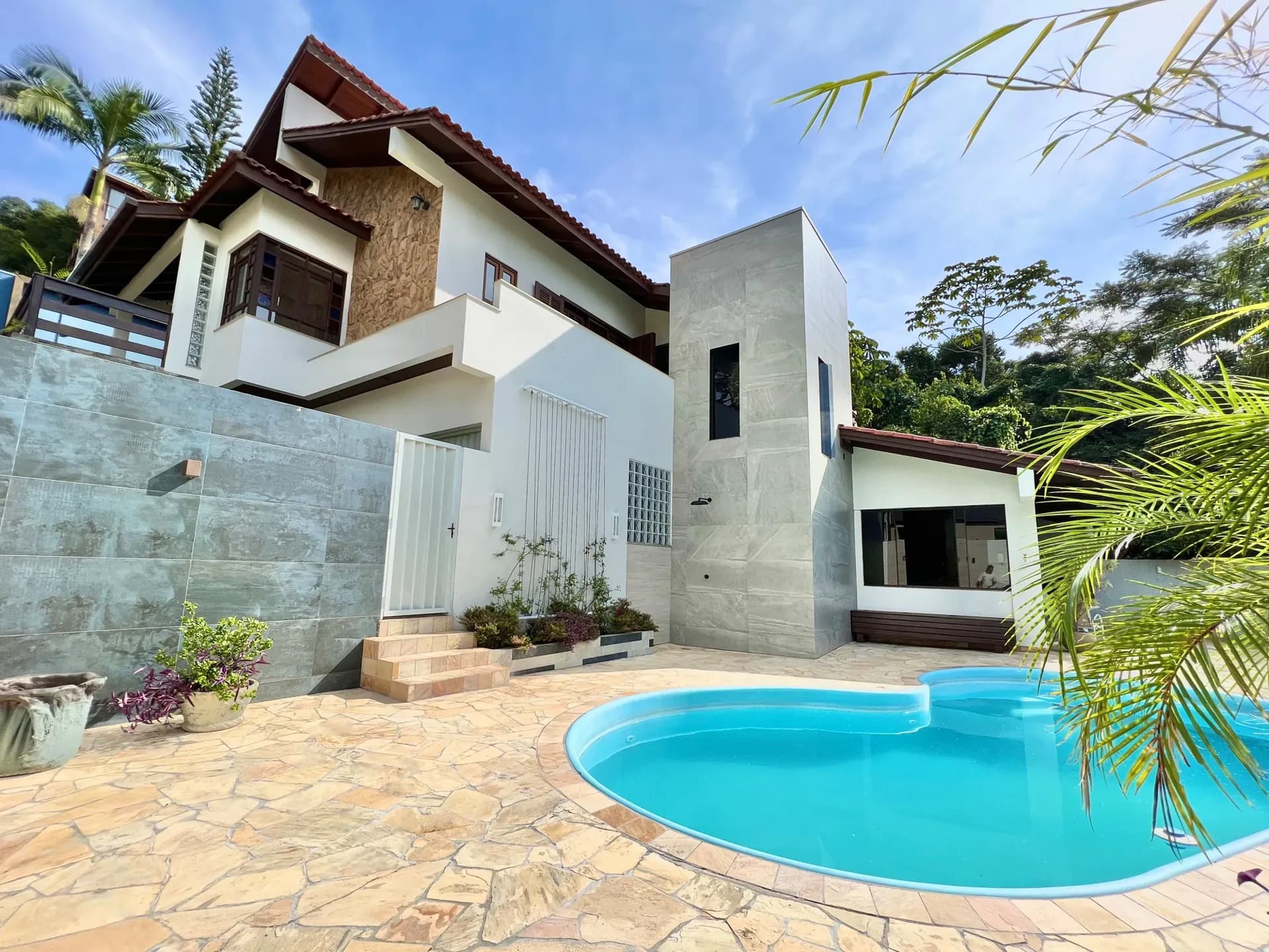 Casa à venda no bairro Cabeçudas em Itajaí/SC