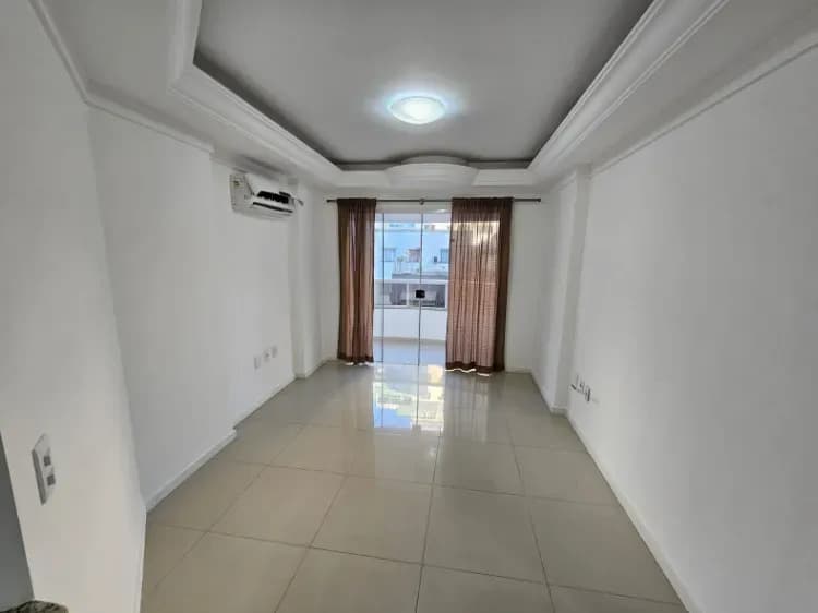 Apartamento à venda no bairro Centro em Balneário Camboriú/SC