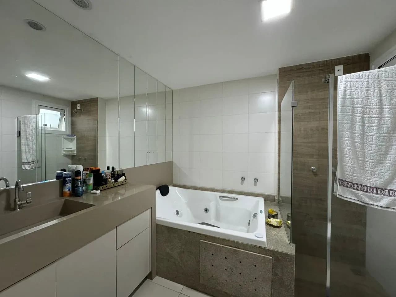 Apartamento à venda no bairro Centro em Balneário Camboriú/SC