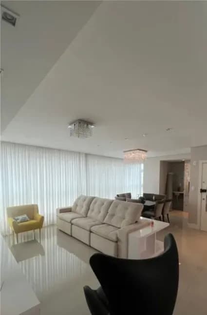 Apartamento à venda no bairro Centro em Balneário Camboriú/SC