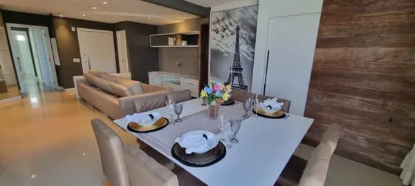 Apartamento à venda no bairro Centro em Balneário Camboriú/SC