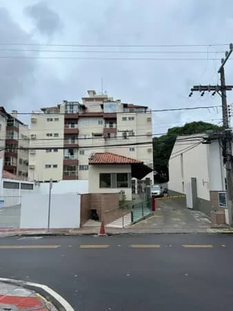 Apartamento à venda no bairro Coqueiros em Florianópolis/SC