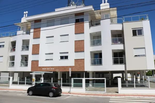 Apartamento à venda no bairro Canasvieiras em Florianópolis/SC