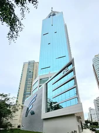 Apartamento à venda no bairro Pioneiros em Balneário Camboriú/SC