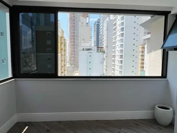 Apartamento à venda no bairro Centro em Balneário Camboriú/SC