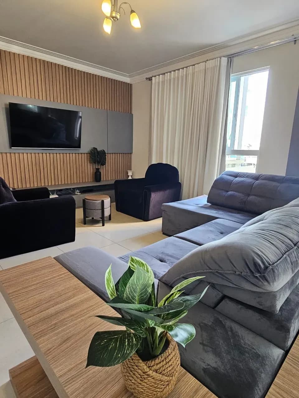 Apartamento à venda no bairro Meia Praia em Itapema/SC