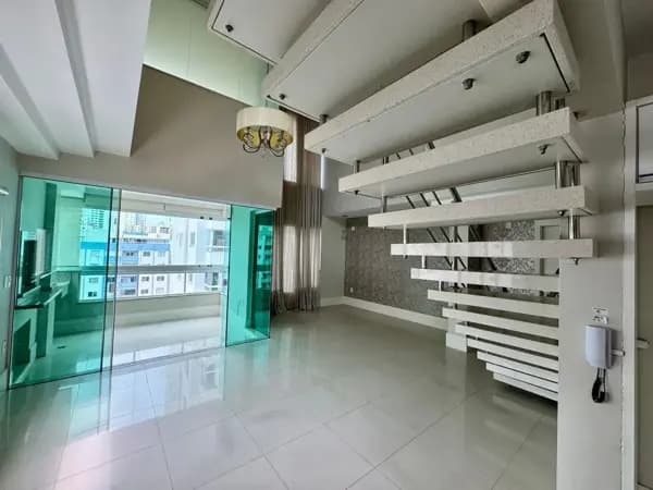 Apartamento à venda no bairro Centro em Balneário Camboriú/SC