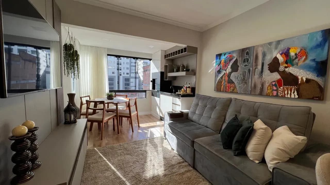 Apartamento à venda no bairro Centro em Balneário Camboriú/SC