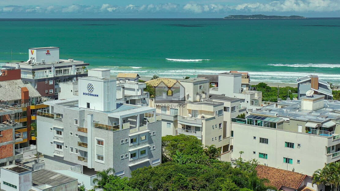 Apartamento duplex (cobertura) com 3 suítes na Praia de Mariscal - Bombinhas