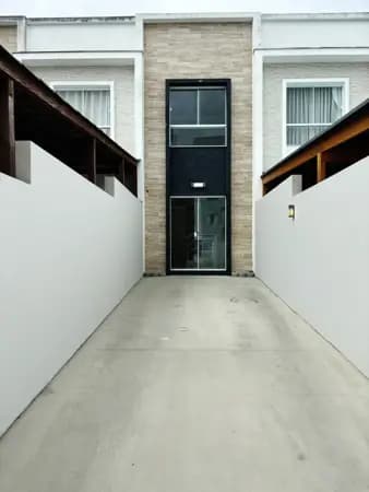 Casa à venda no bairro Rio Pequeno em Camboriú/SC
