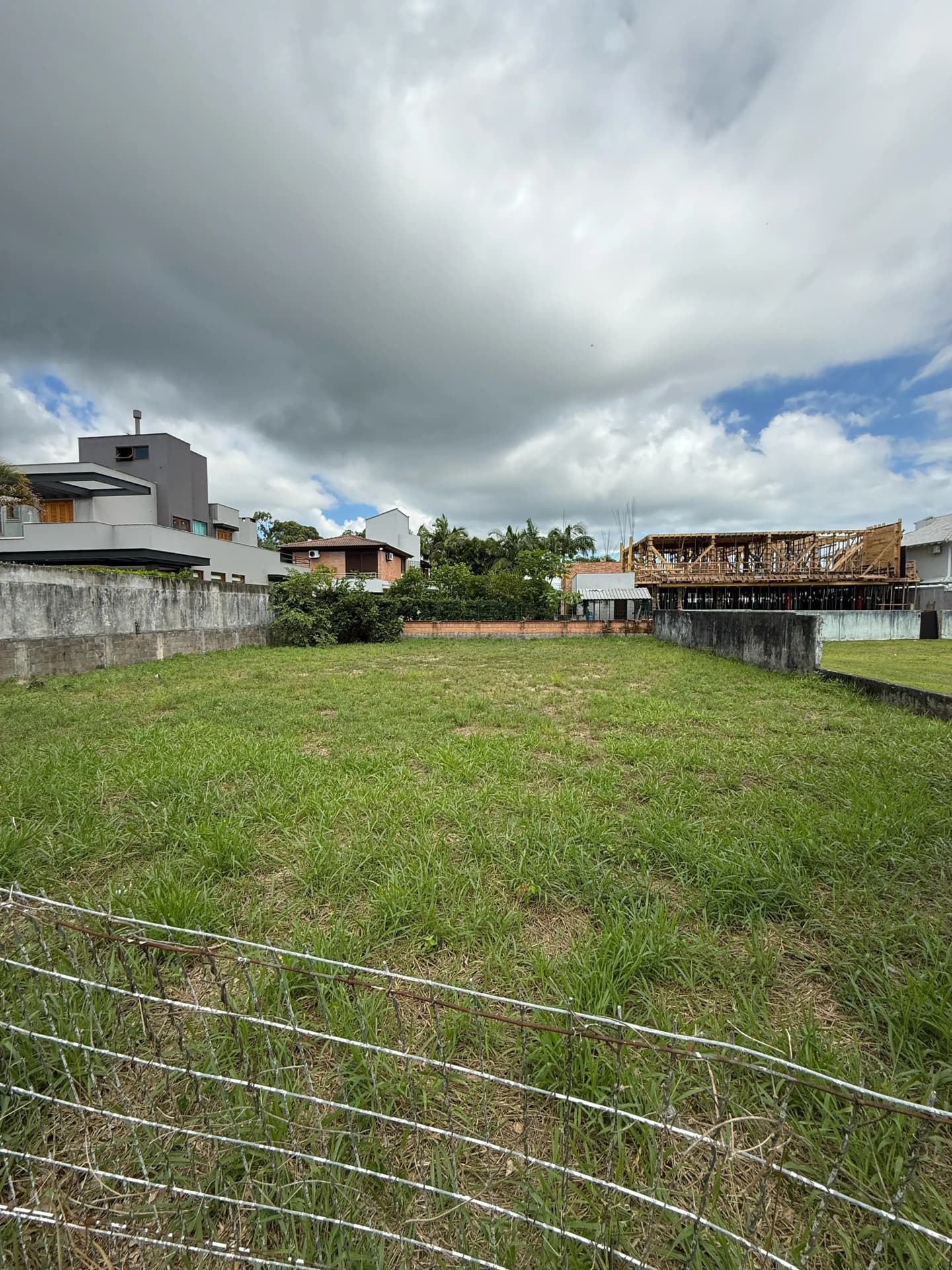 Terreno à venda no bairro Jurerê Internacional em Florianópolis/SC